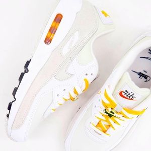 ❗️DISCOUNTED❗️NIKE Air Max 90 SE Sneakers - White/ Light Bone